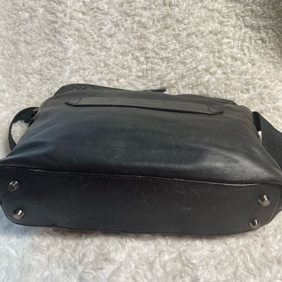 Mandarina Duck Soft Leather Black laptop,Computer office shoulder bag - Picture 12 of 16